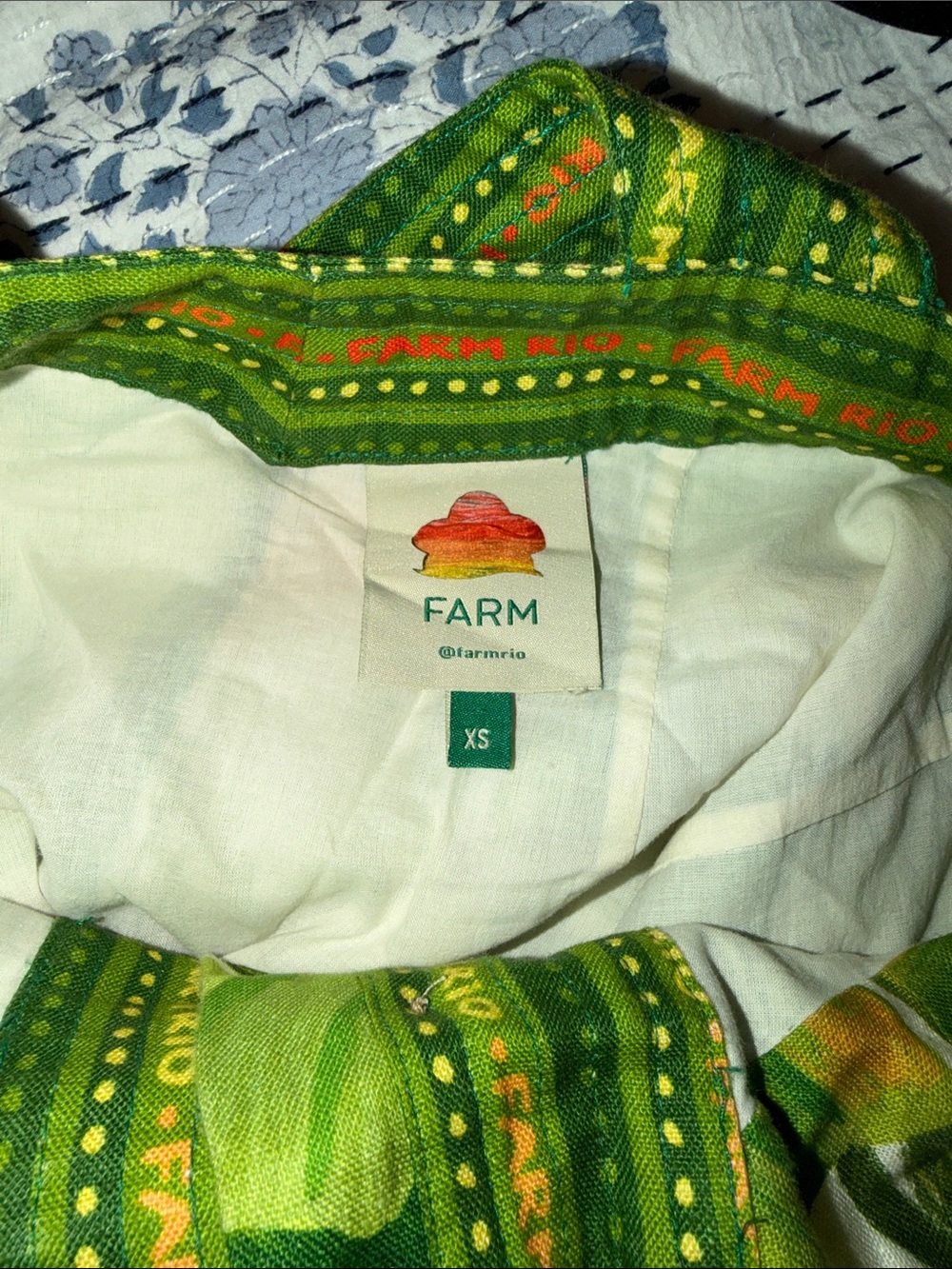 FARM Rio Green Tropical Button-Front Mini Dress - Picture 3 of 3